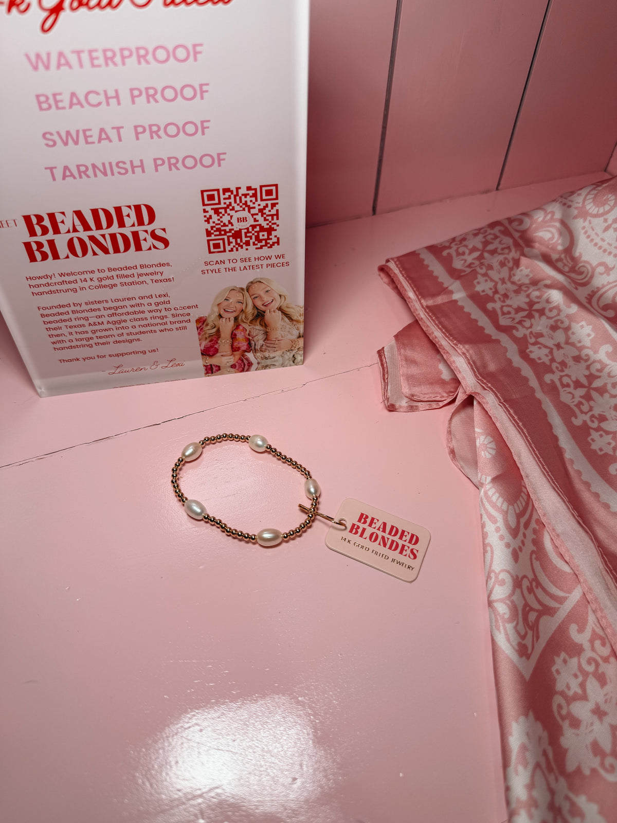 Pearl Poppi bracelet (gold)