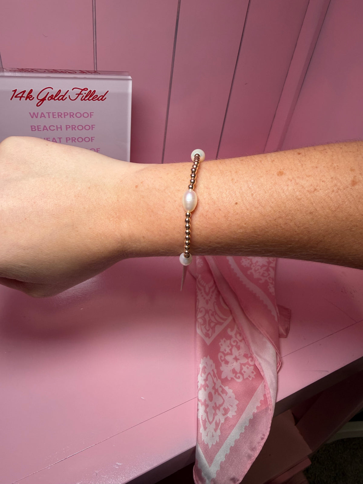 Pearl Poppi bracelet (gold)