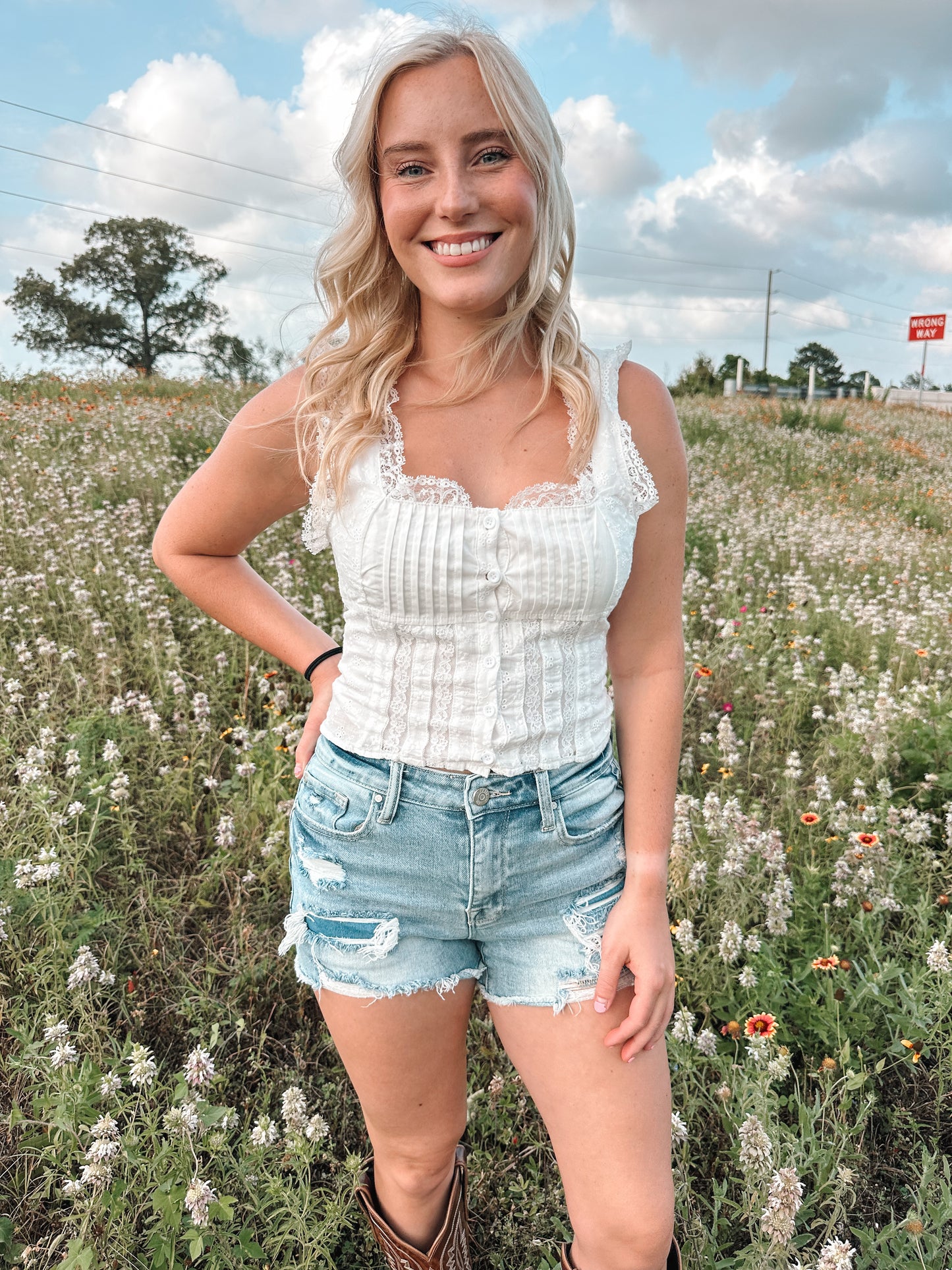 white lace tank
